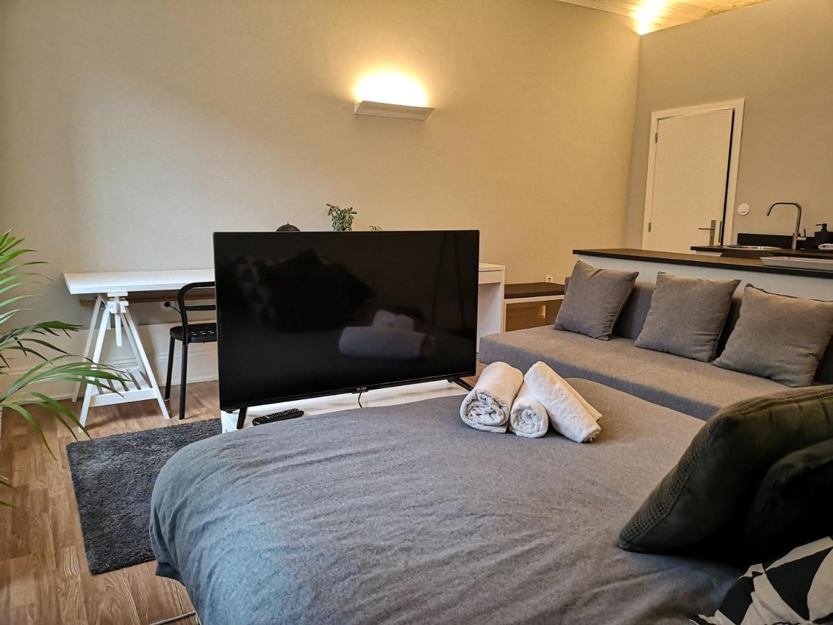 Baixa24 •P1R• Brand New Apt In The Historic Center Порто Екстериор снимка