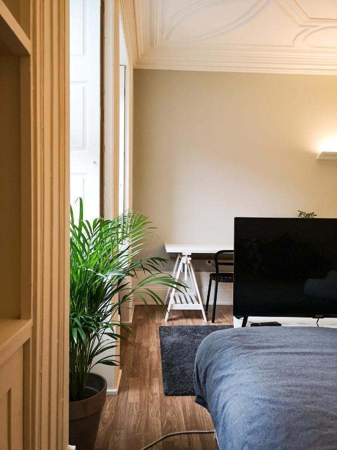 Baixa24 •P1R• Brand New Apt In The Historic Center Порто Екстериор снимка